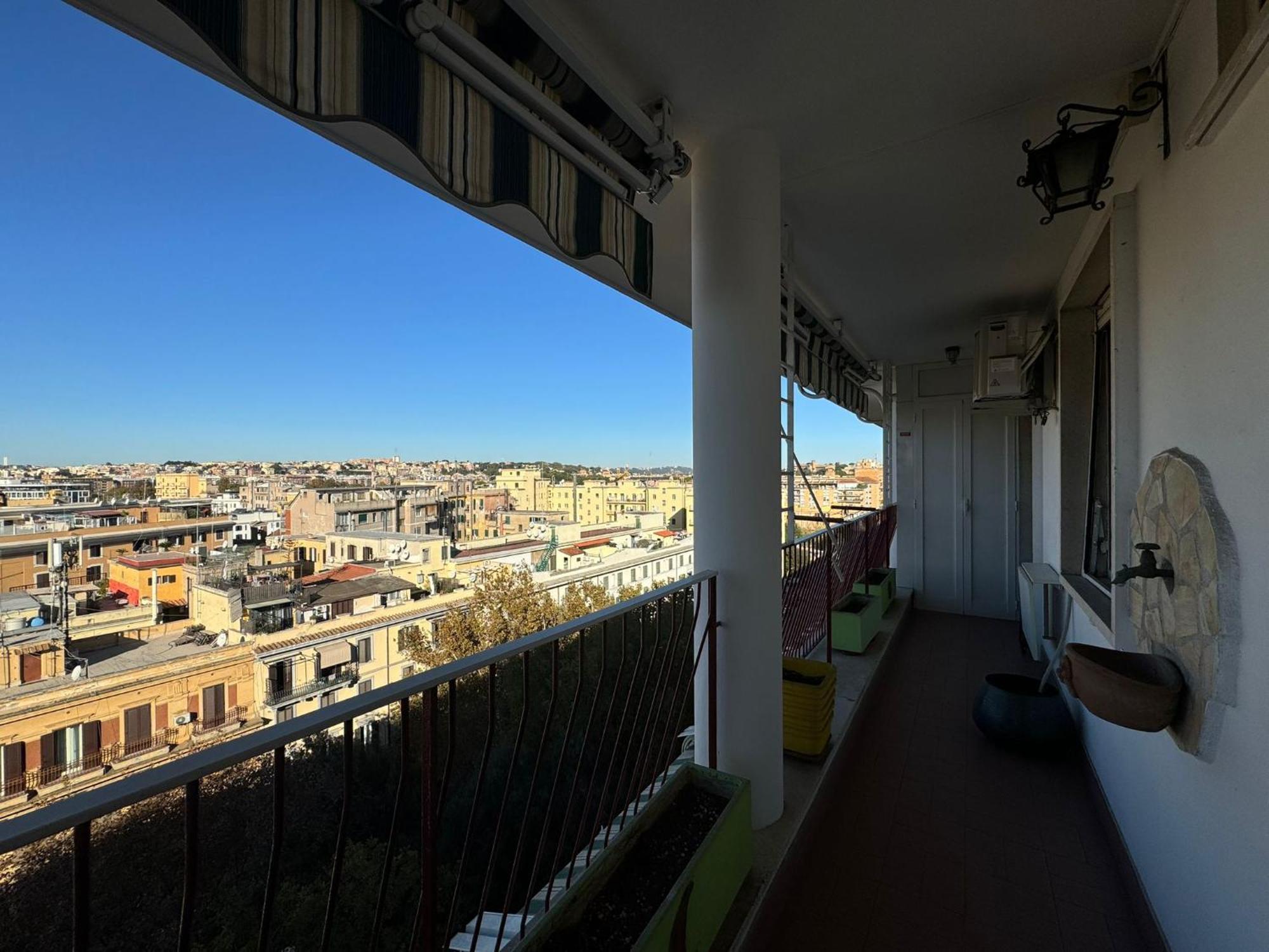 Cozy Flat With Balcony Appartement Rome
